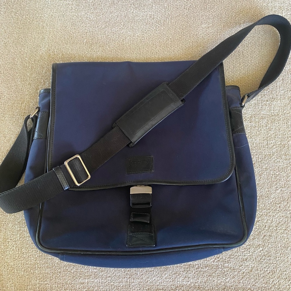 Blue and Black Coach Messenger Bag with Adjustable Strap and Durable Fabric